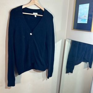 The Drop Black v neck cardigan MOP style large buttons soft stretch baggy sz Lg